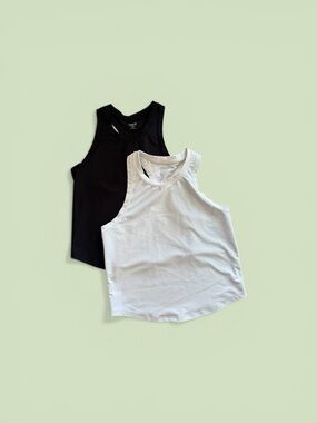 Old Navy Power Soft Women's Tank Top Duo - Black and White